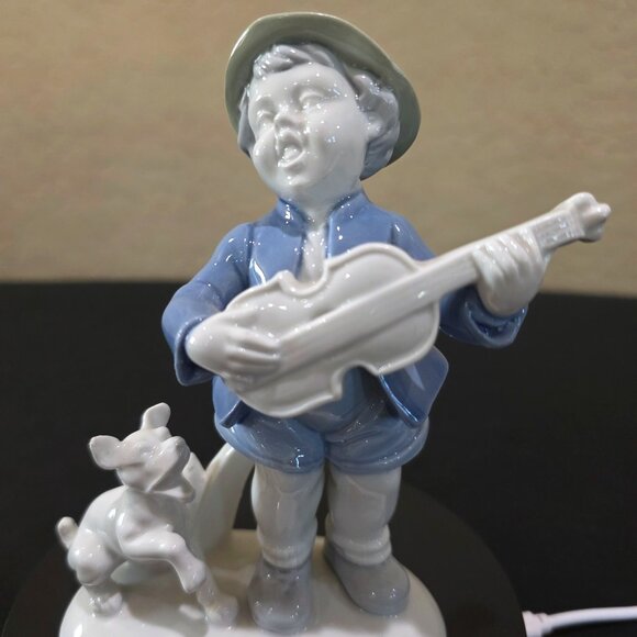 Gerold Porzellan "BOY WITH GUITAR AND DOG" Porcelain #6378A Figurine Statue - Picture 3 of 14